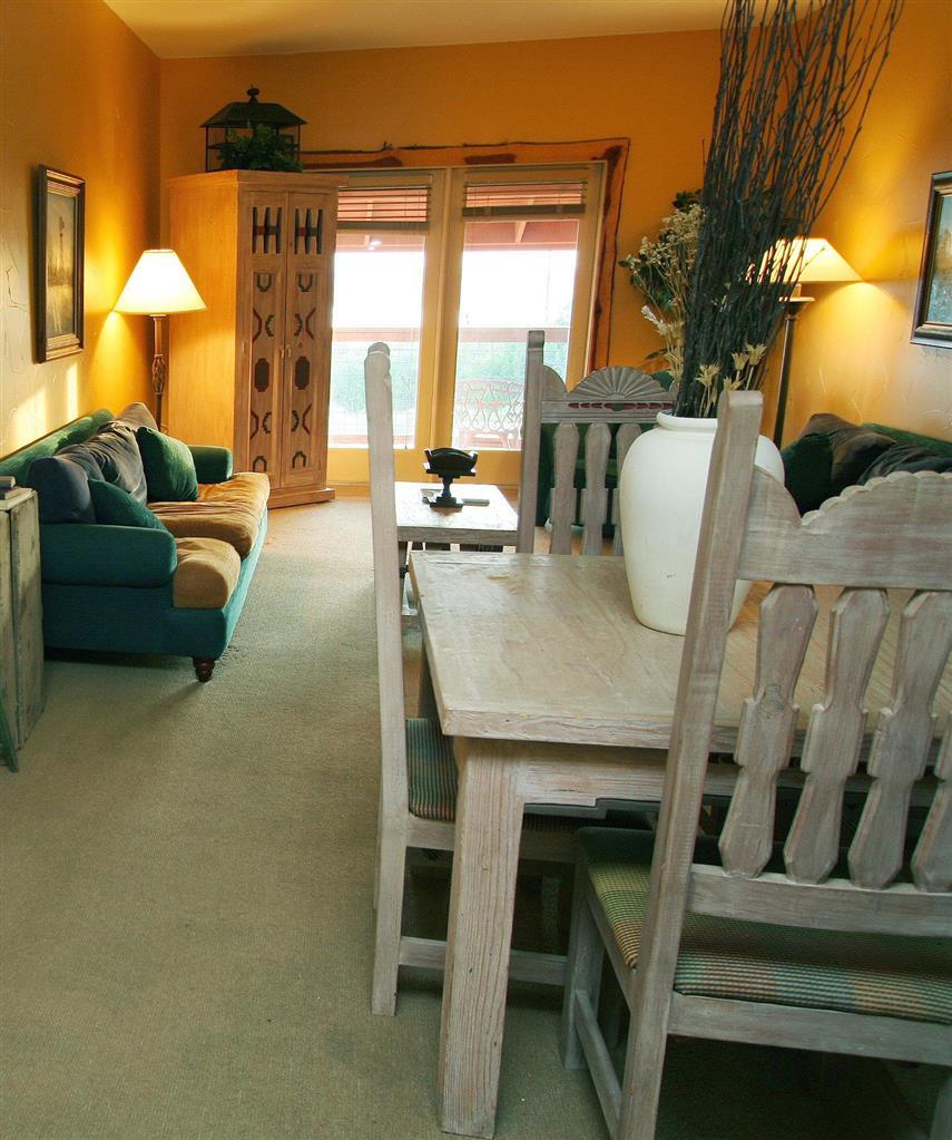 Vintage Villas Hotel Lakeway Phòng bức ảnh